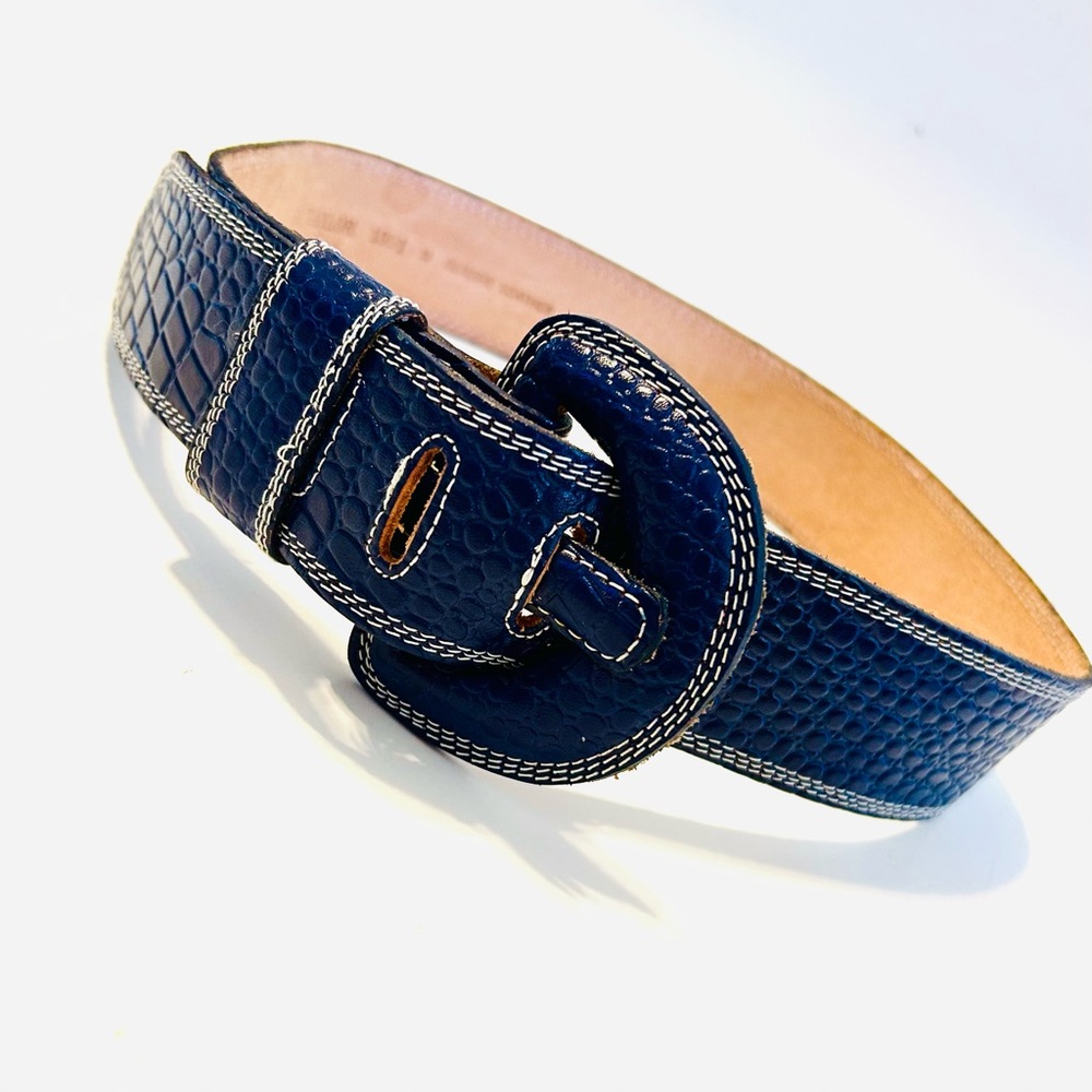Ann Taylor Crocodile Embossed Blue Leather Belt EC Size M